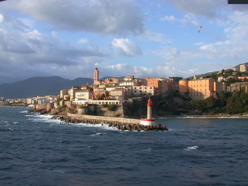 Da Bastia a Livorno..
